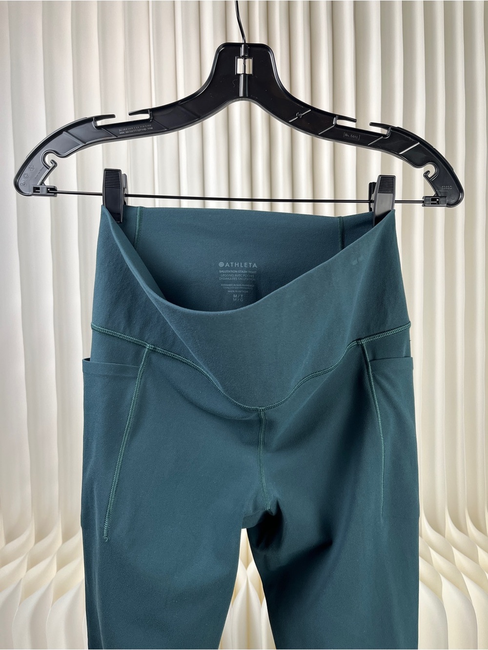 ATHLETA Salutation Stash High Rise Legging - Picture 13 of 14